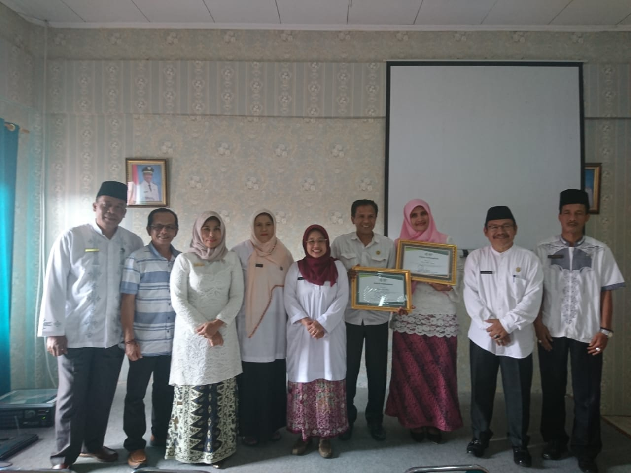 Dinas Kesehatan Kabupaten Solok Dapat Penghargaan Kementerian Kesehatan Republik Indonesia